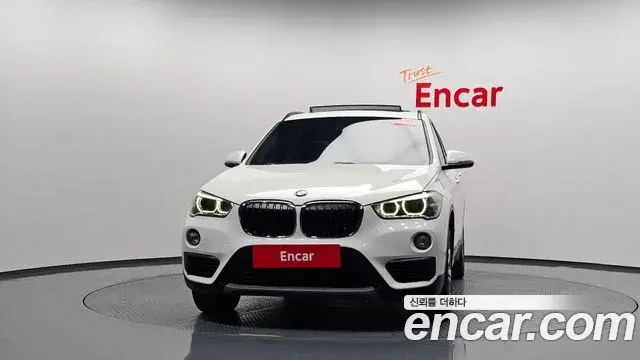 BMW X1 2018 — Фото 3/20