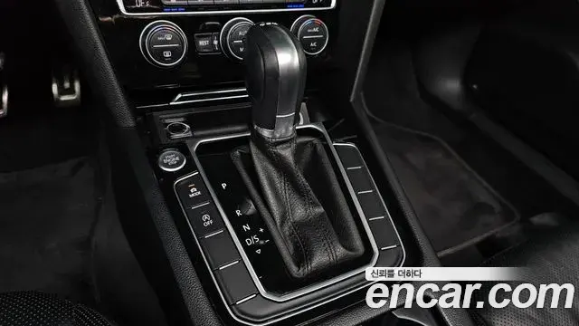 Volkswagen Arteon 2019 — Фото 9/20