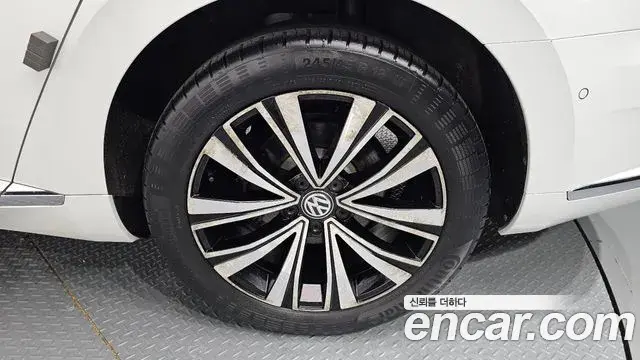 Volkswagen Arteon 2019 — Şəkil 1/33