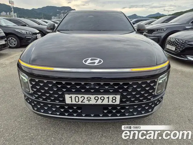 Hyundai Grandeur 2023 — Photo 1/20