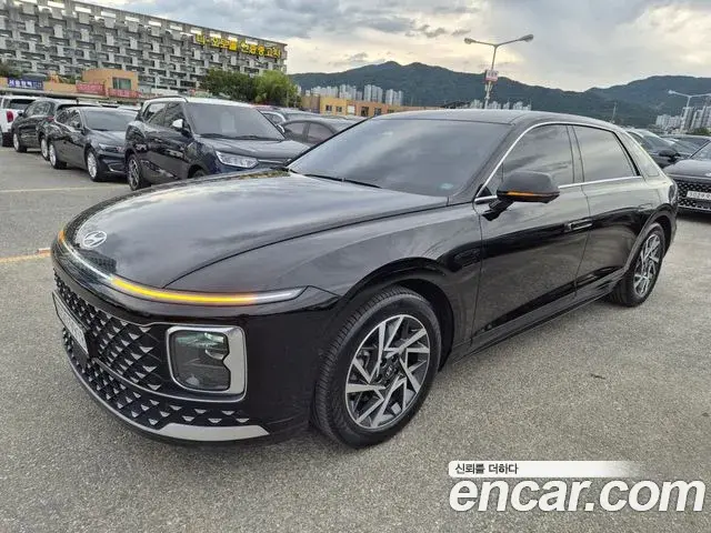 Hyundai Grandeur 2023 — Photo 2/20