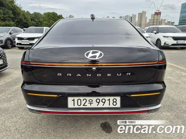 Hyundai Grandeur 2023 — Photo 5/20