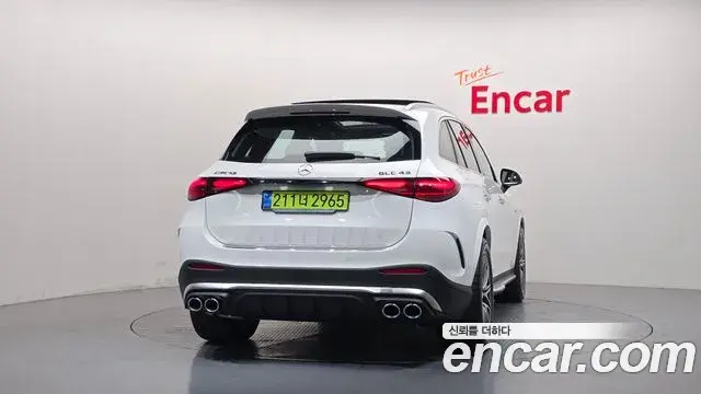 Mercedes-Benz GLC-Class 2025 — Фото 4/20