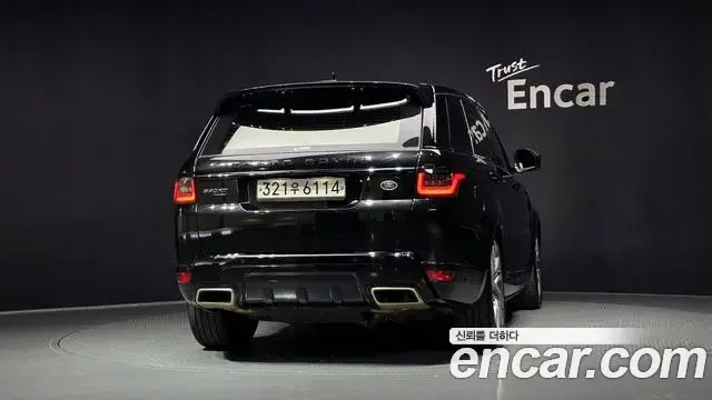 Land Rover Range Rover Sport 2020 — ფოტო 19/36