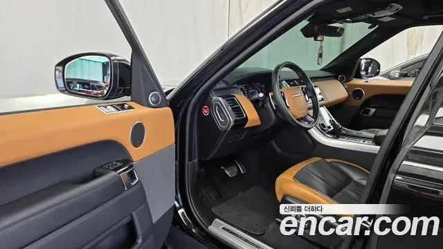 Land Rover Range Rover Sport 2020 — ფოტო 34/36