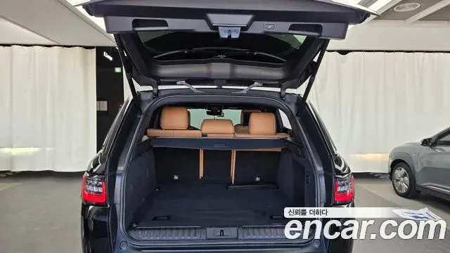 Land Rover Range Rover Sport 2020 — ფოტო 31/36