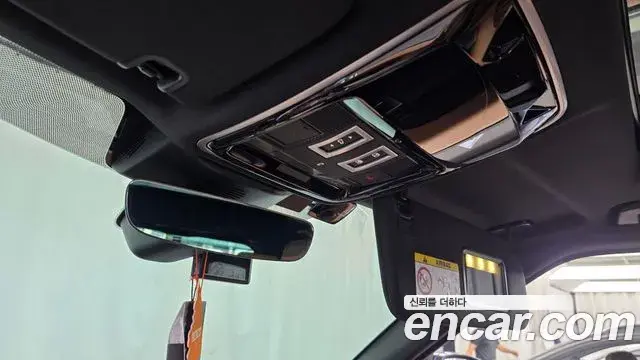 Land Rover Range Rover Sport 2020 — ფოტო 35/36