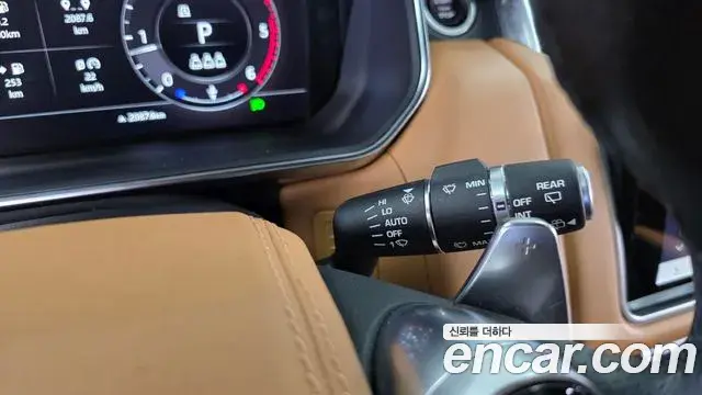 Land Rover Range Rover Sport 2020 — ფოტო 23/36