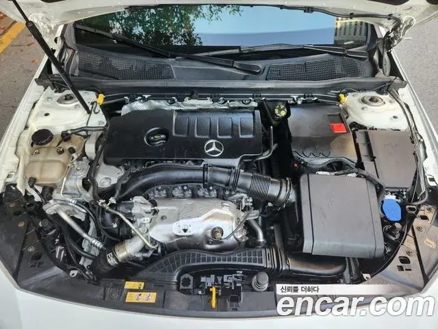 Mercedes-Benz CLA-Class 2023 — Фото 14/20