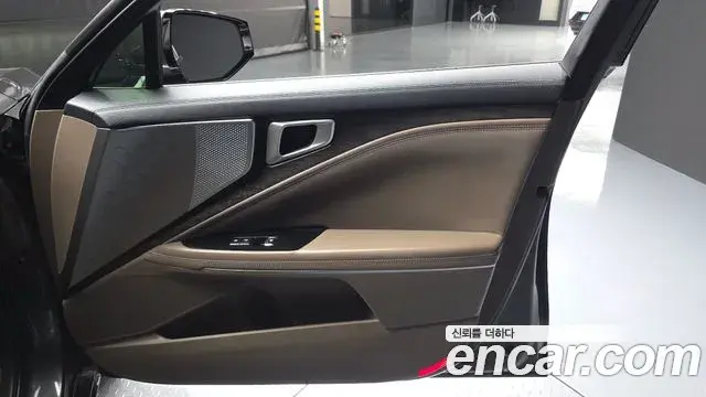 Kia K8 2022 — Photo 6/30