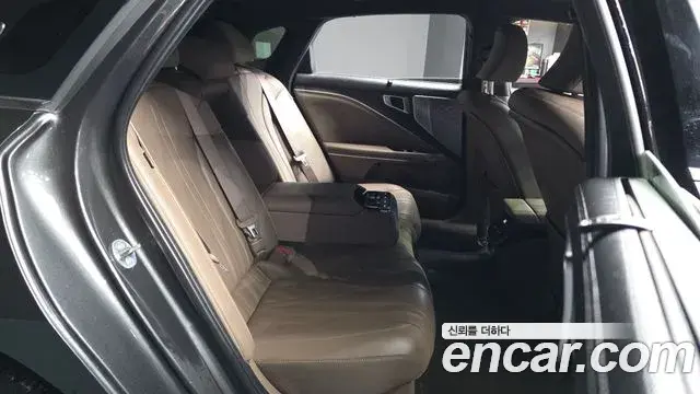 Kia K8 2022 — Photo 7/30