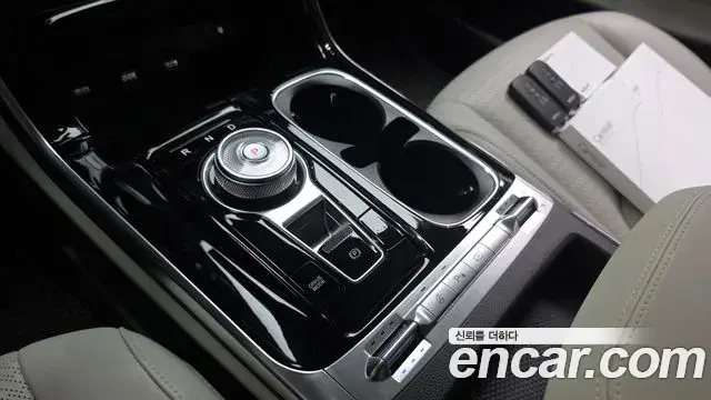 Kia Carnival 2023 — Фото 7/20