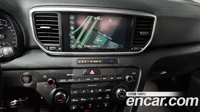 Kia Sportage The Bold 2020 — Фото 14/20