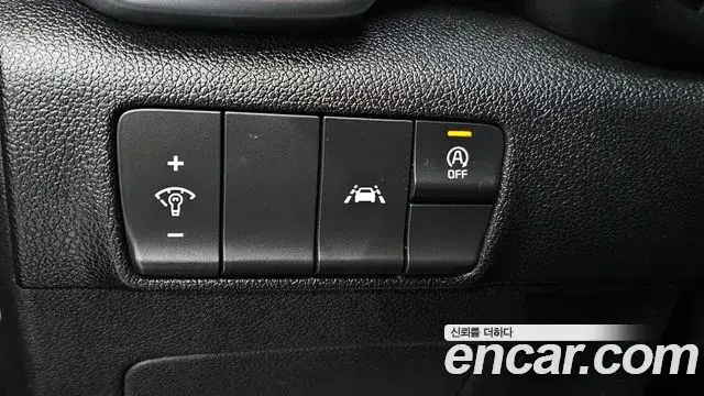 Kia Sportage The Bold 2020 — Фото 18/20