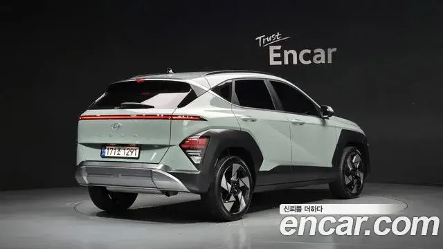 Hyundai Kona 2023 — Фото 2/20
