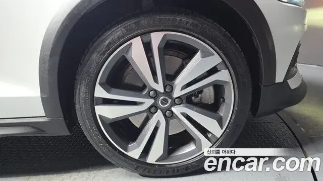 Volvo V60 Cross Country 2019 — Şəkil 27/39