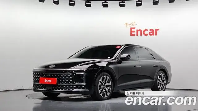 Hyundai Grandeur 2023 — Фото 1/20