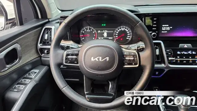 Kia Sorento 2022 — Фото 17/20