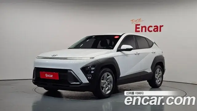 Hyundai Kona 2023 — Фото 1/20