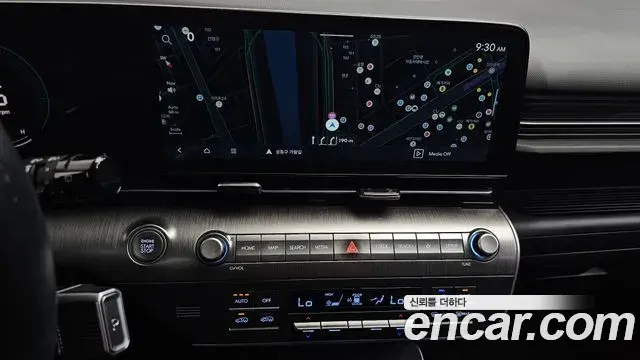 Hyundai Kona 2023 — Фото 14/20
