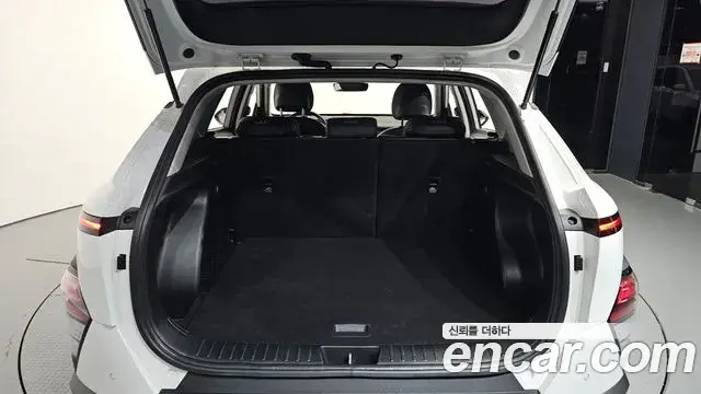 Hyundai Kona 2023 — Фото 20/20