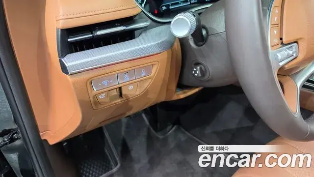 Genesis Electrified G80 2022 — Photo 19/20