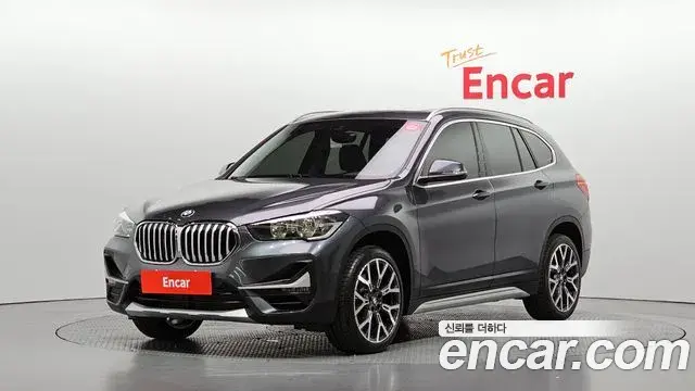 BMW X1 2022 — Фото 1/20