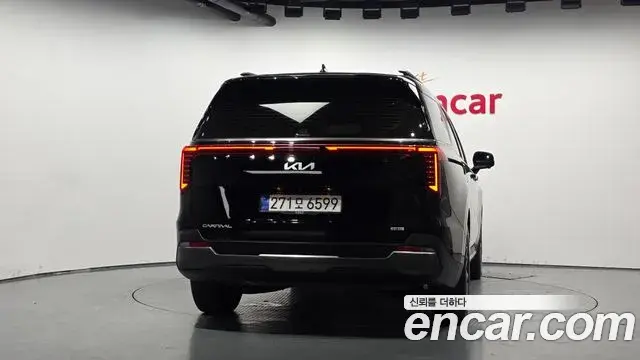Kia Carnival 2025 — Şəkil 15/31