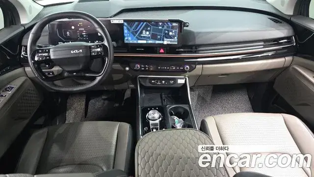 Kia Carnival 2025 — Şəkil 18/31