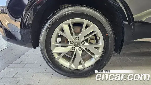 Genesis GV70 2021 — Photo 13/32