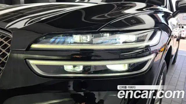 Genesis GV70 2021 — Photo 15/32