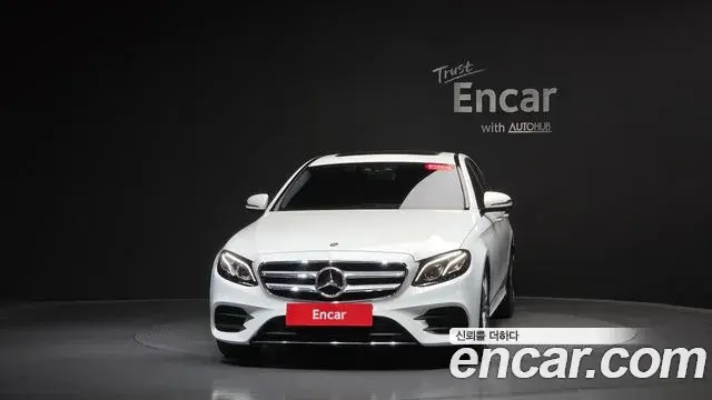 Mercedes-Benz E-Class 2018 — Фото 3/20