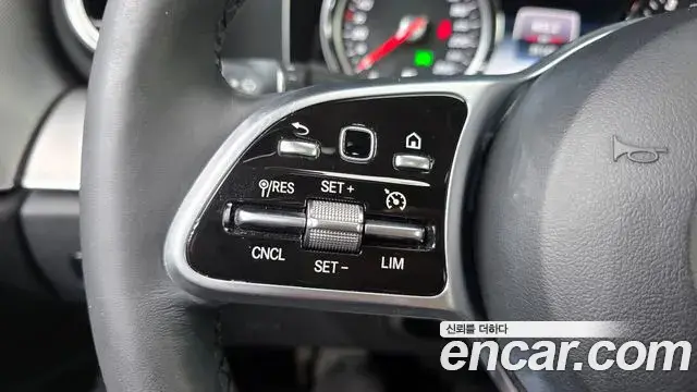 Mercedes-Benz E-Class 2019 — Фото 19/20