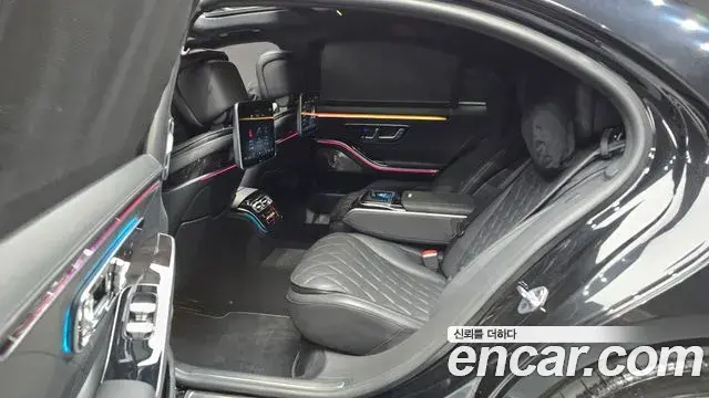 Mercedes-Benz S-Class 2022 — Фото 11/20
