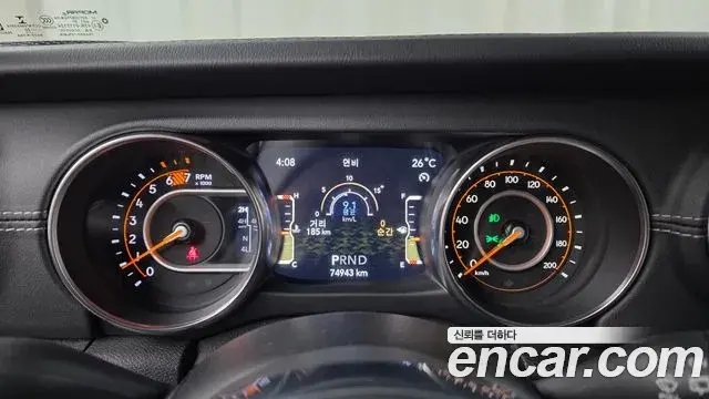 Jeep Wrangler 2020 — Фото 8/20
