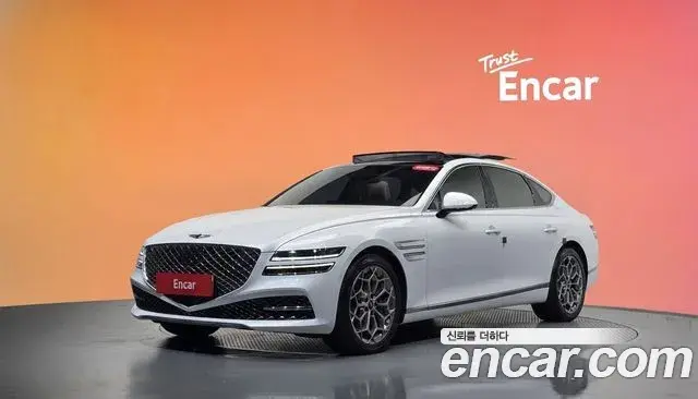 Genesis Electrified G80 2023 — Фото 1/20