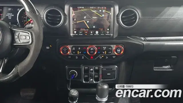 Jeep Wrangler 2019 — Фото 13/20