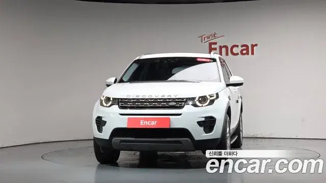 Land Rover Discovery Sport 2019 — Фото 3/20
