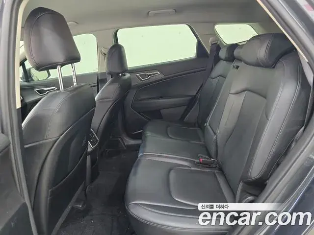 Kia Sportage 2021 — Фото 15/16