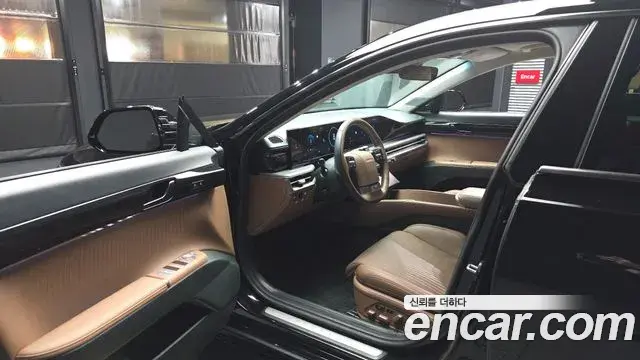 Hyundai Grandeur 2023 — Фото 10/20