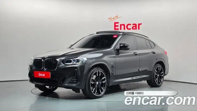 BMW X4 2022 — Фото 1/20