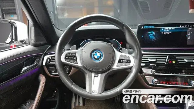 BMW 5 Series 2022 — Фото 13/20