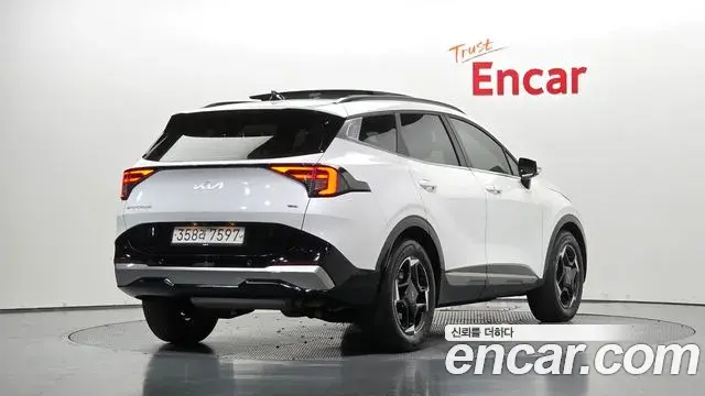 Kia Sportage 2025 — Фото 2/20