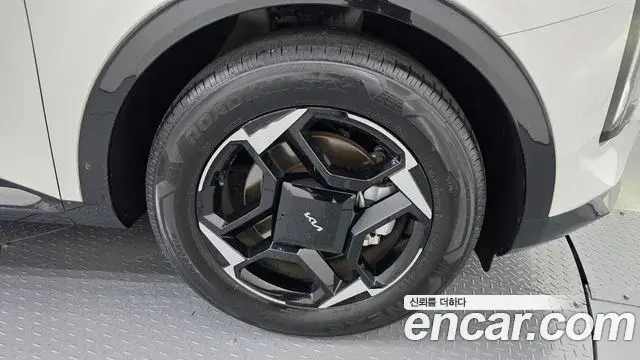 Kia Sportage 2025 — ფოტო 14/34