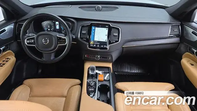 Volvo XC90 2021 — Фото 7/20