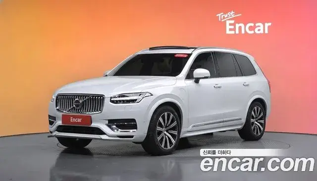 Volvo XC90 2021 — Фото 1/20
