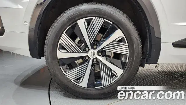 Renault Samsung Grand Koleos 2025 — Фото 5/20
