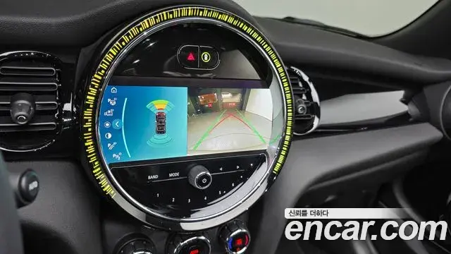 Mini Cooper Convertible 2024 — Photo 17/20