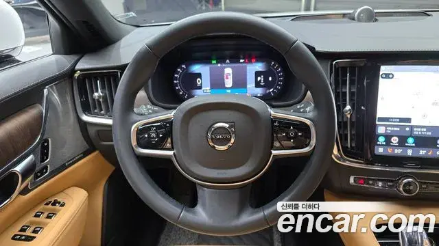 Volvo S90 2023 — ფოტო 34/37