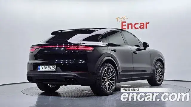 Porsche Cayenne 2021 — Фото 2/20